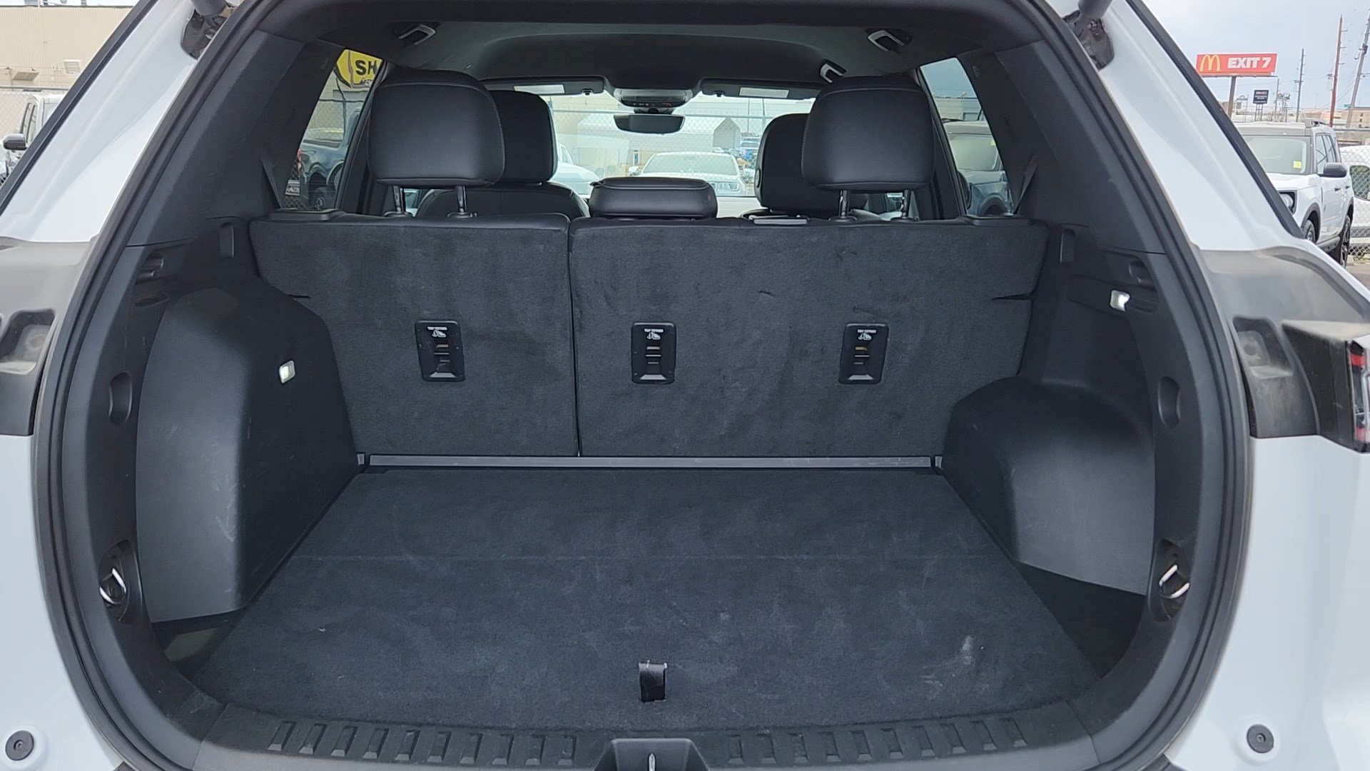 2025 Chevrolet Equinox LT - Photo 19