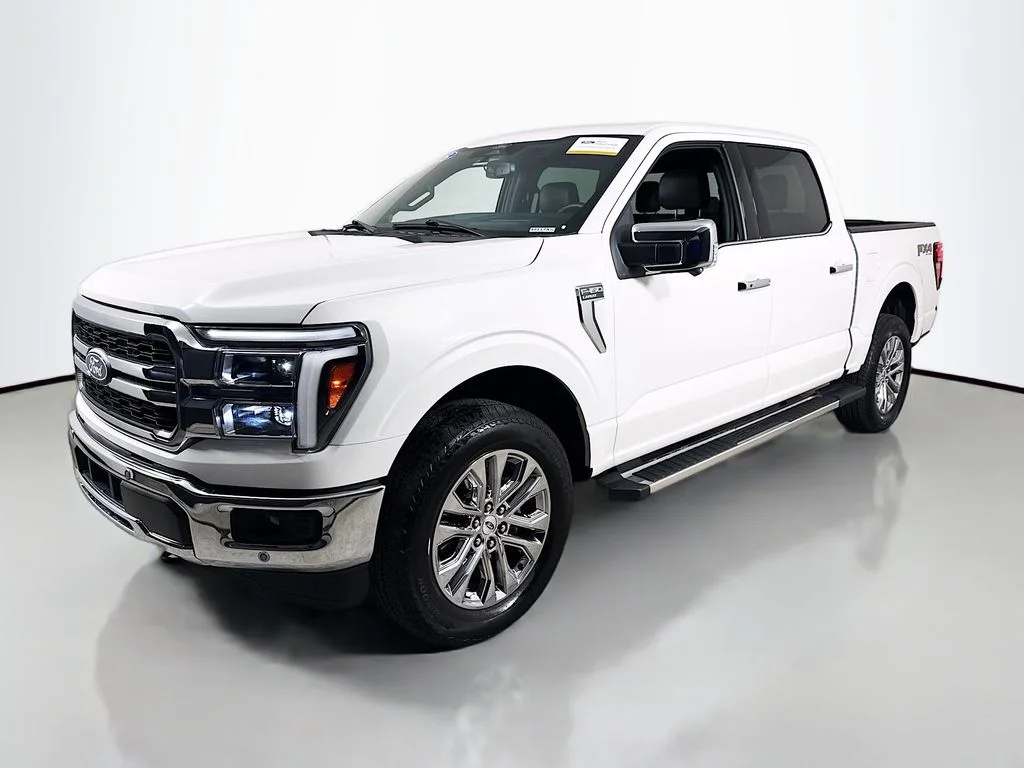 Certified Used 2025 Star White Ford LARIAT image 10