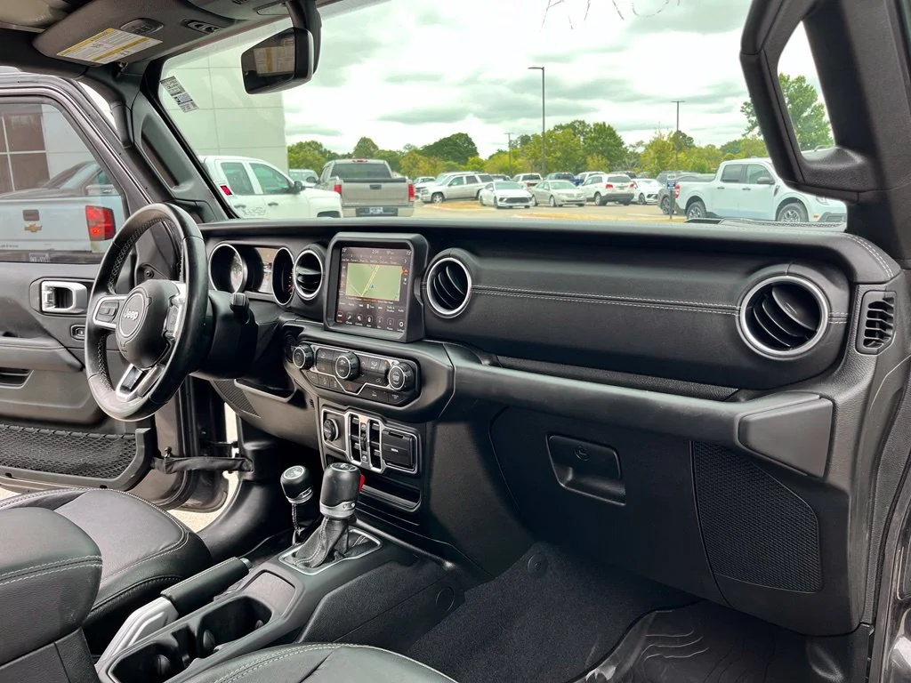 Used 2020 Gray Jeep Overland image 11