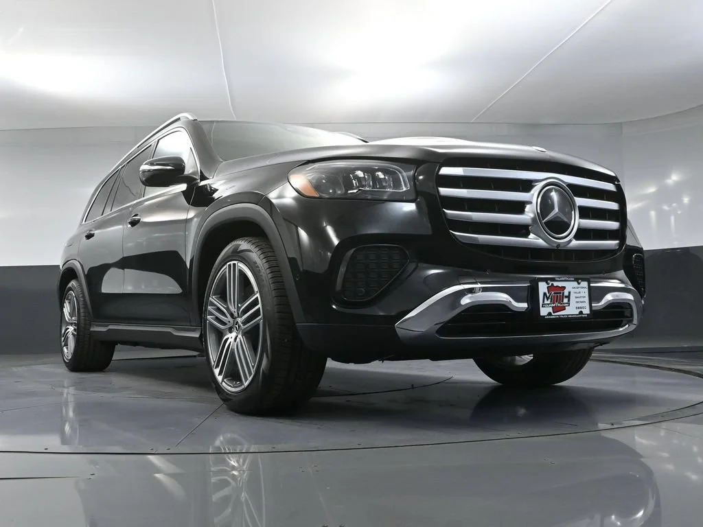Used 2026 Black Mercedes-Benz GLS 450 image 54