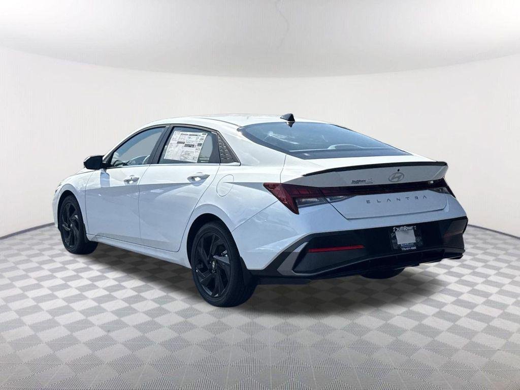 New 2026 White Hyundai SEL Sport Premium image 6