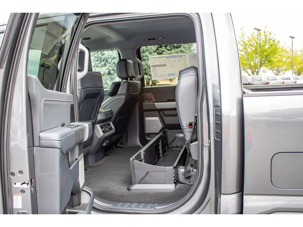 New 2026 Carbonized Gray Metallic Ford F-350® Lariat® image 24