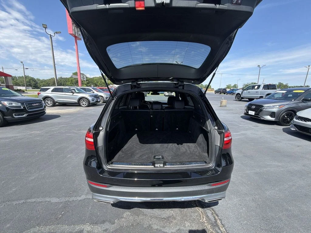 Used 2018 Black Mercedes-Benz GLC 300 image 29