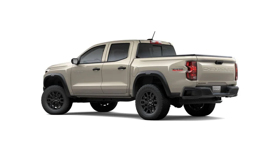 New 2026 White Chevrolet Trail Boss image 13