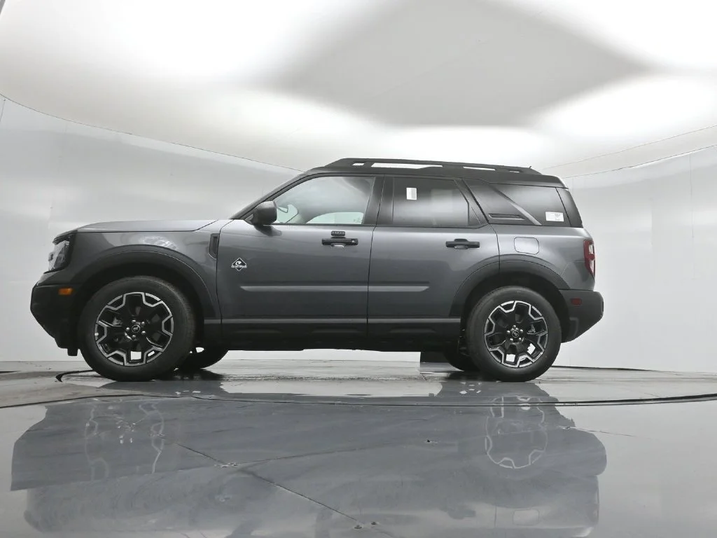 New 2026 Carbonized Gray Metallic Ford Outer Banks image 49