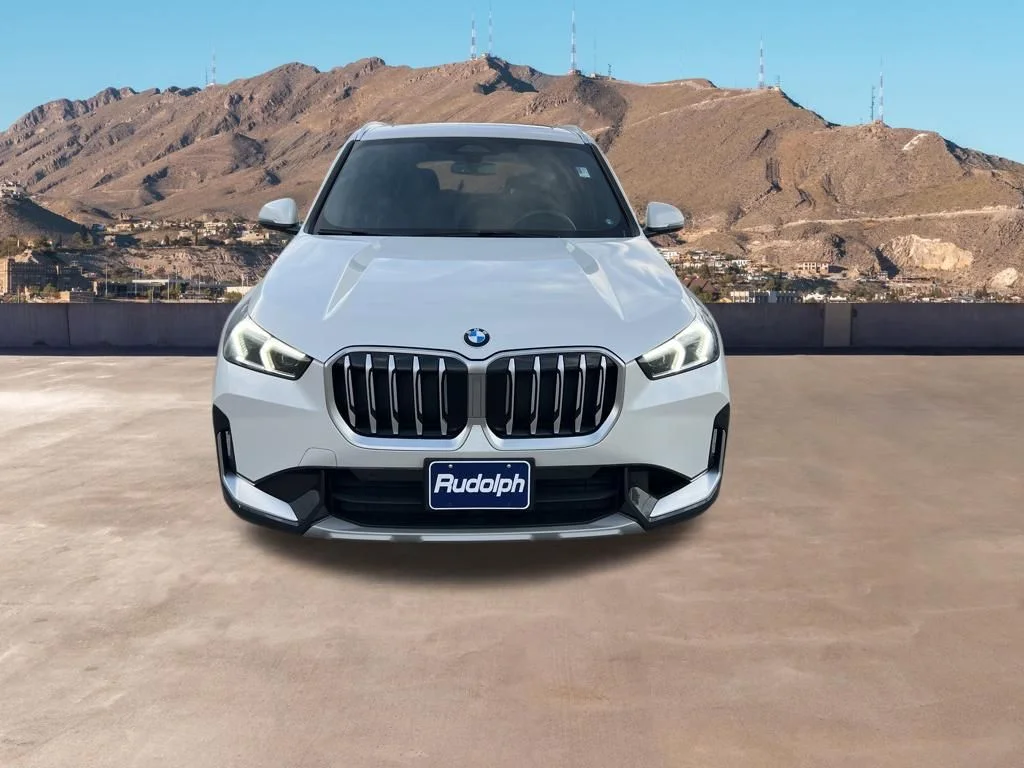 Used 2026 White BMW xDrive28i image 15