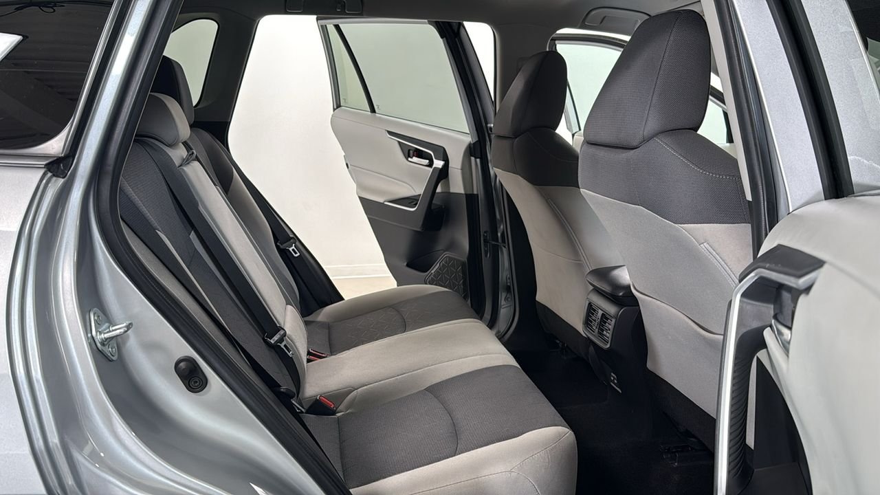 Used 2025 Silver Toyota XLE image 17