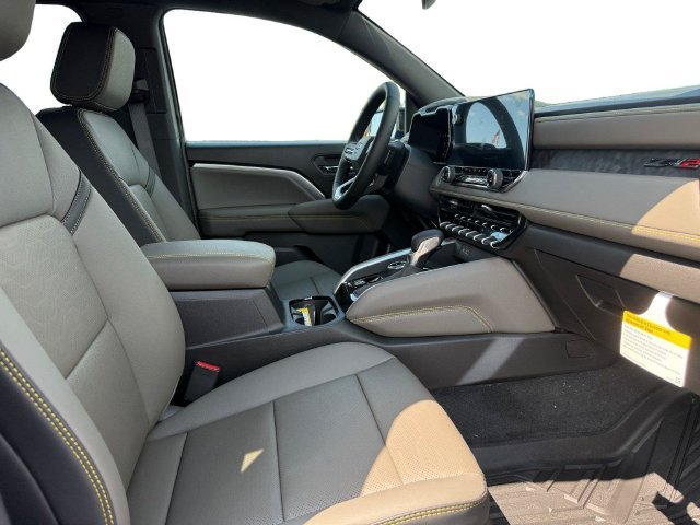 2026 Chevrolet Colorado ZR2 - Photo 11