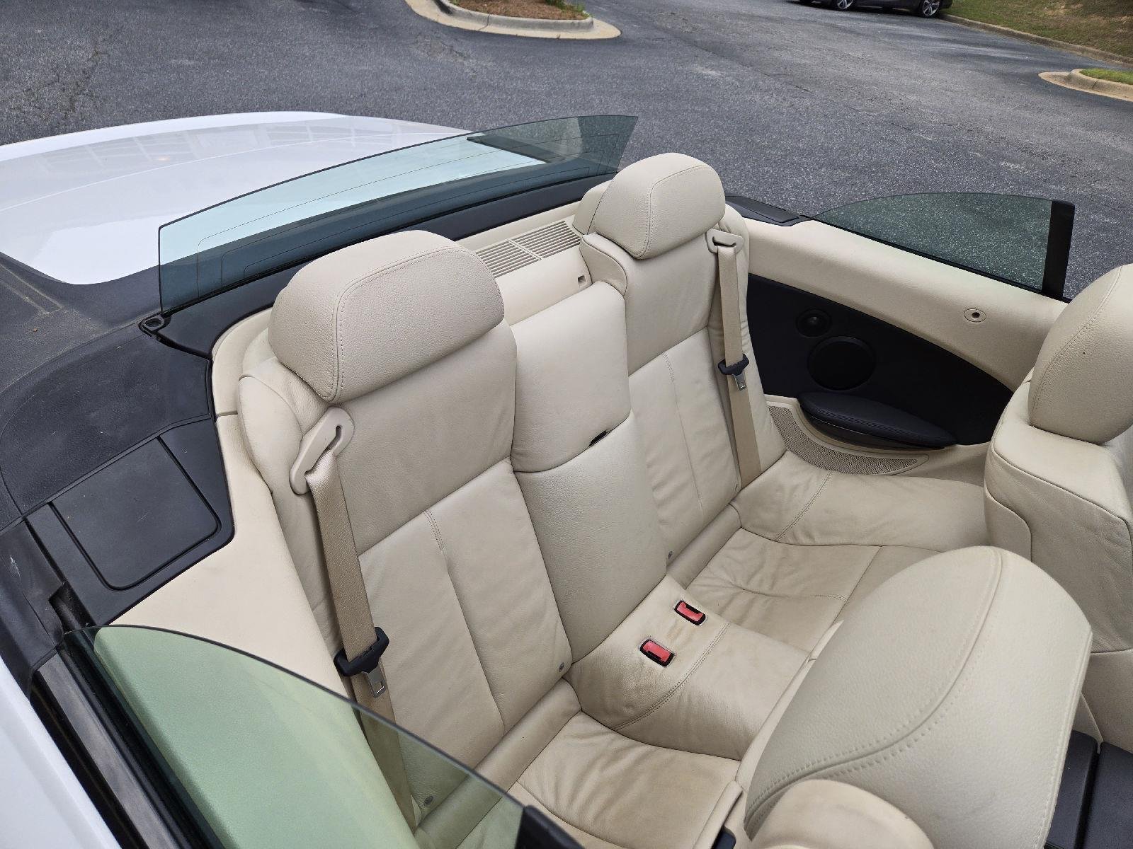 Used 2007 Alpine White BMW 650i image 23