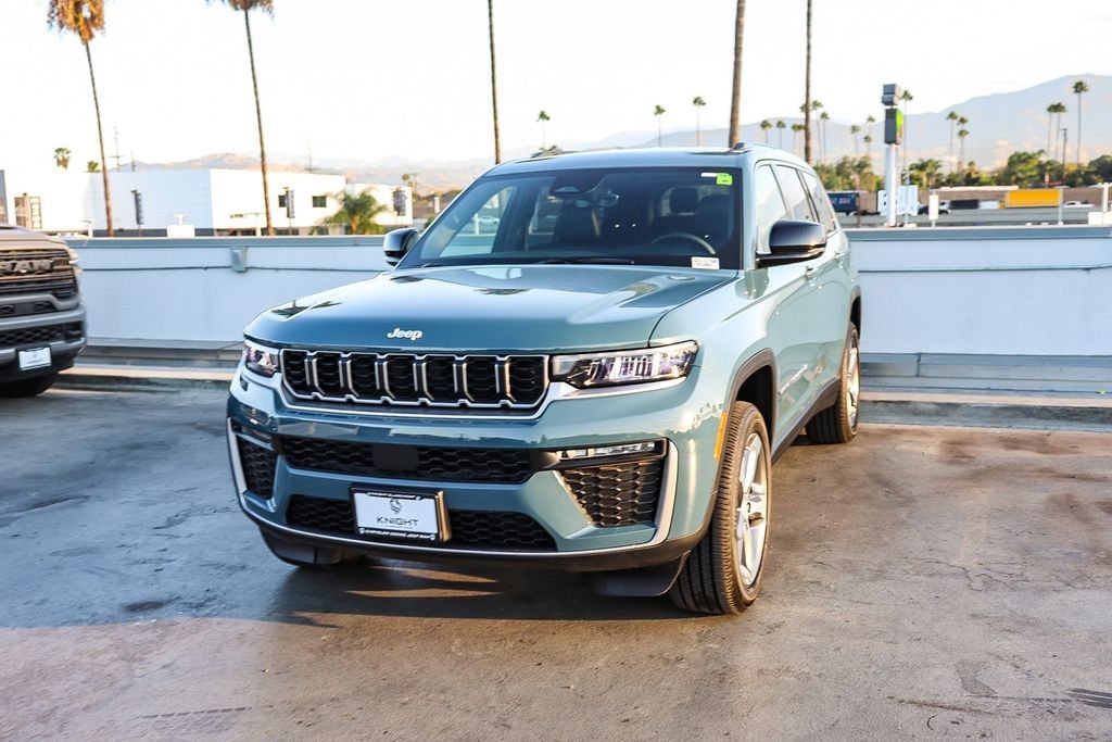 New 2026 Steel Blue Jeep Limited image 4