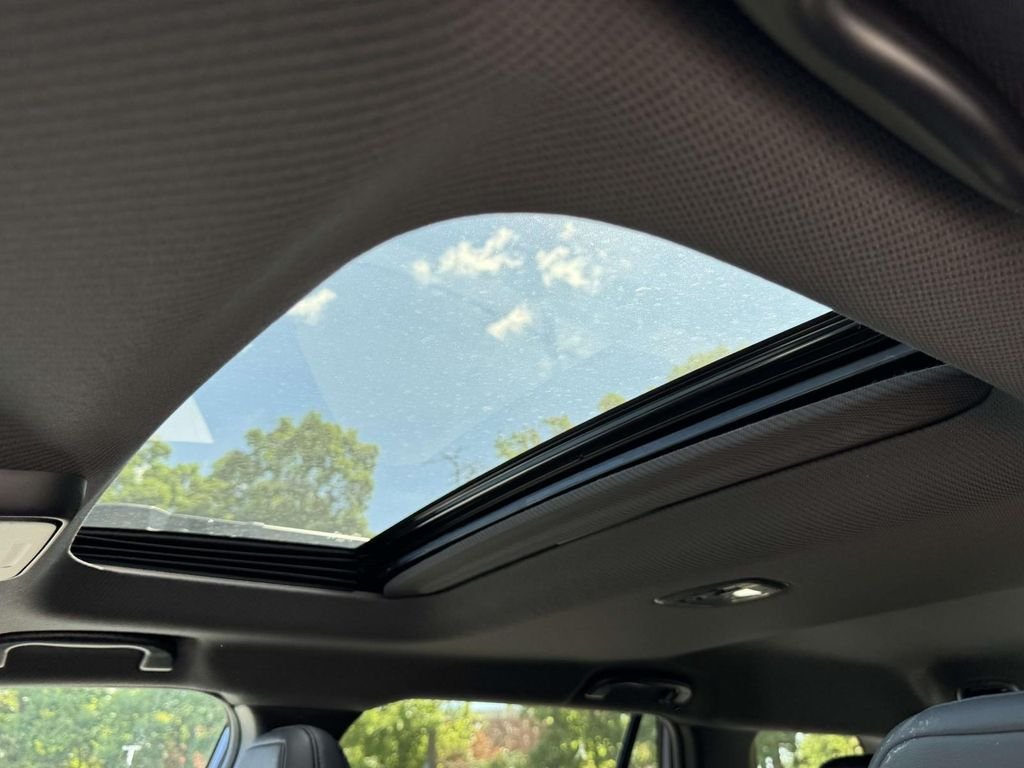 New 2026 SAPPHIRE BLUE PEARL Subaru Premium image 17