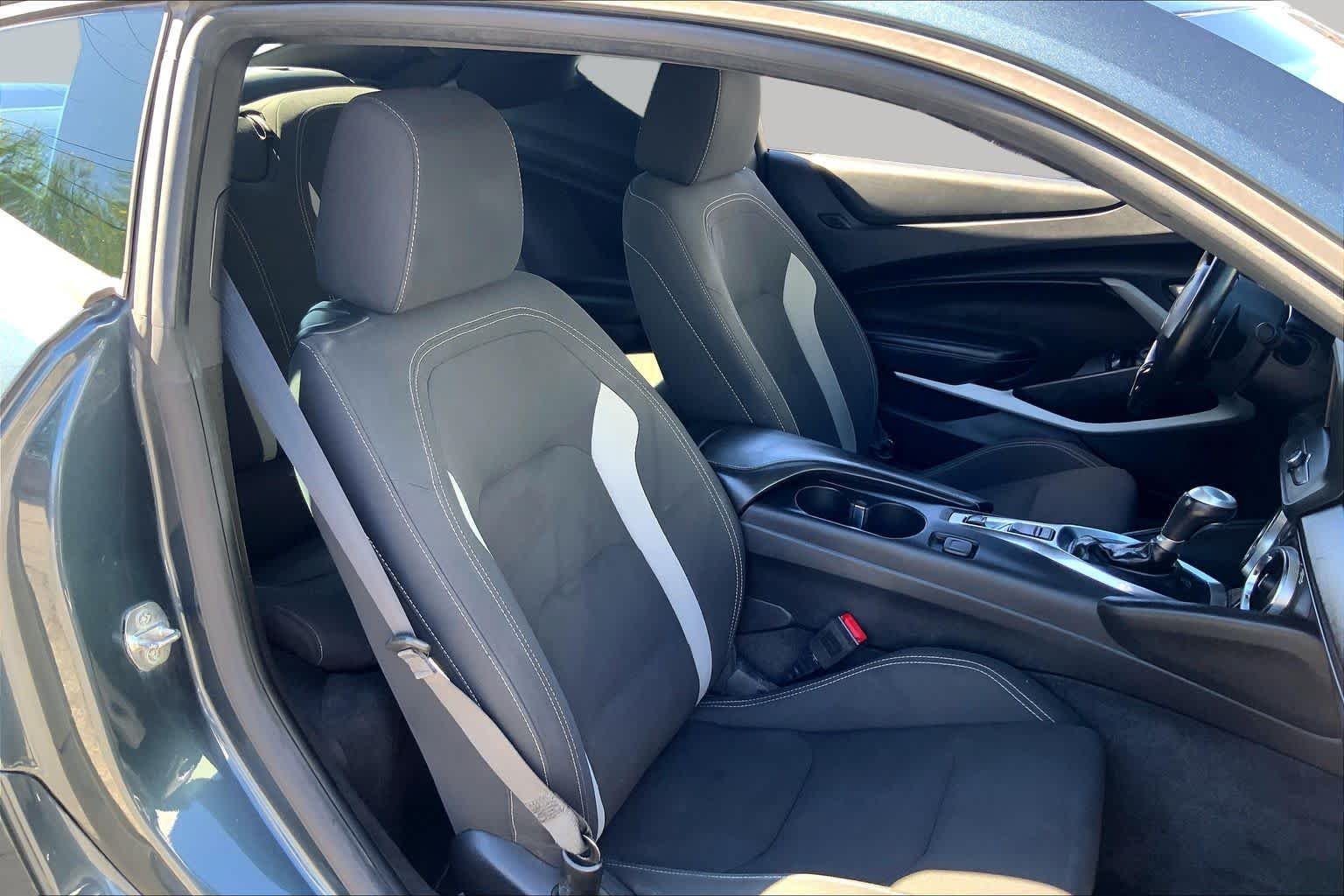 Used 2019 Shadow Gray Metallic Chevrolet 1LT image 8