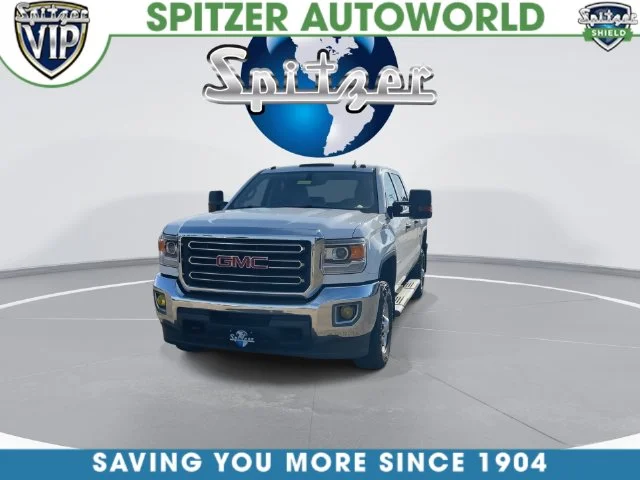 Used 2016 White GMC Base image 4