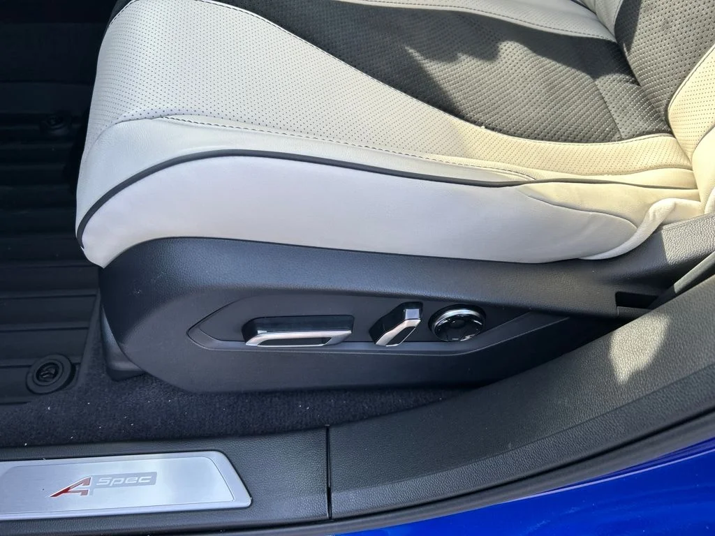 2026 Acura RDX A-Spec Package - Photo 16