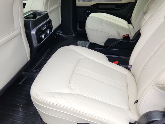 Used 2020 White Ford Platinum image 12