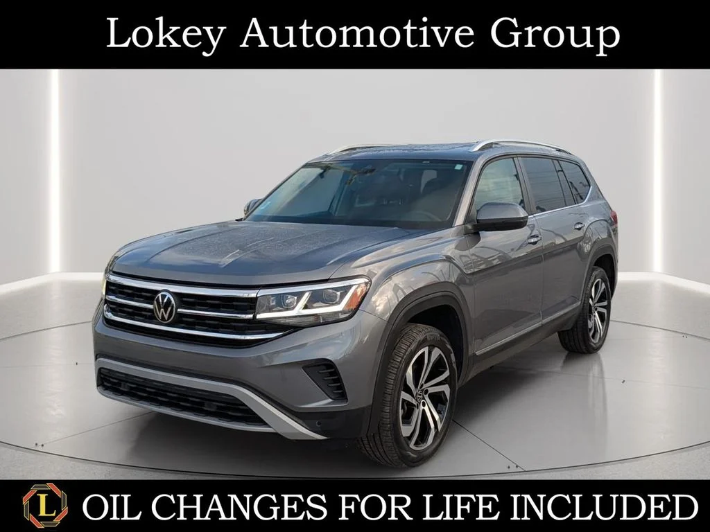 Used 2023 Gray Volkswagen SEL image 1