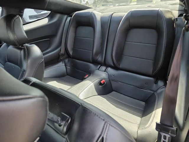 Used 2020 Magnetic Ford GT Premium image 17