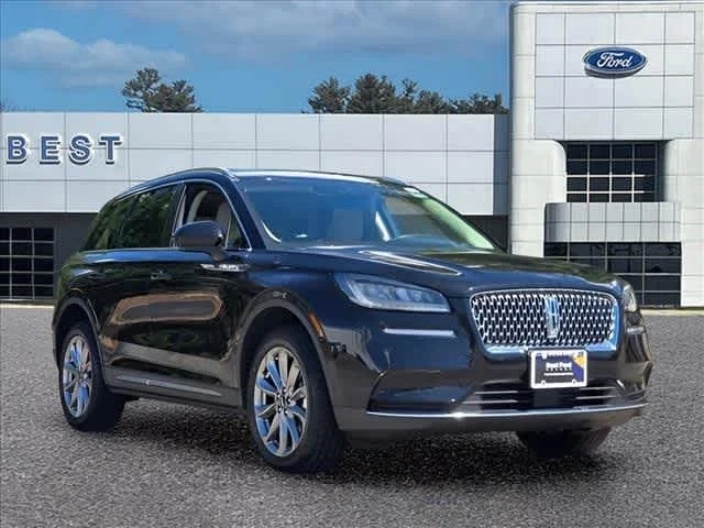 2022 Lincoln Corsair AWD's photo