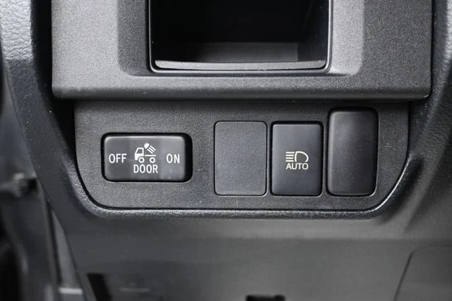 Used 2019 Magnetic Gray Metallic Toyota SR image 12