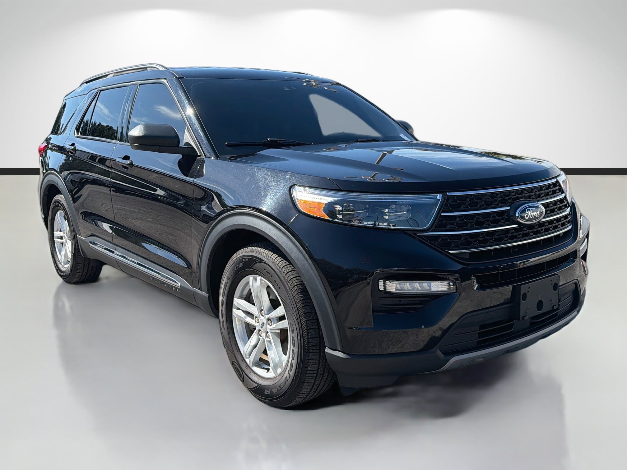 Used 2023 Black Metallic Ford XLT image 7