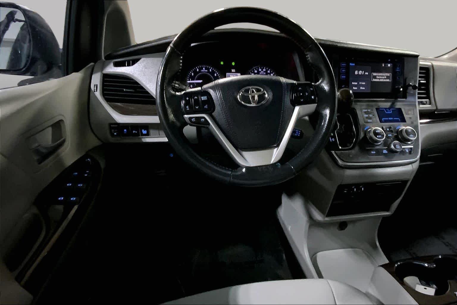 Used 2017 Midnight Black Metallic Toyota XLE image 6