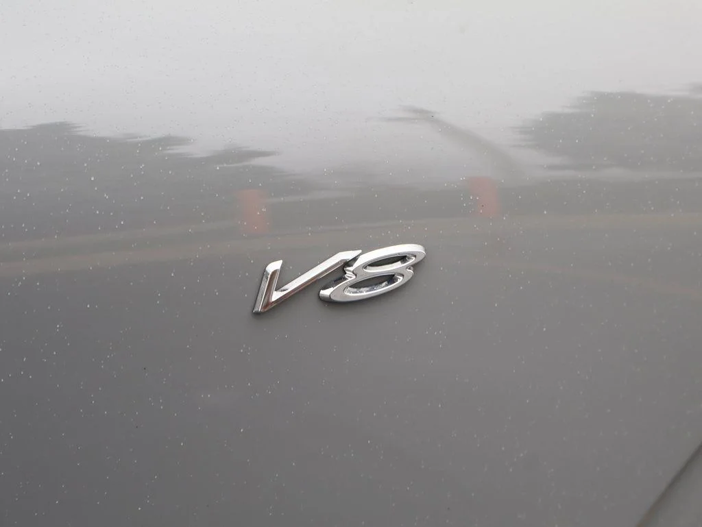 Used 2022 Cambrian Gray Metallic Bentley V8 image 9