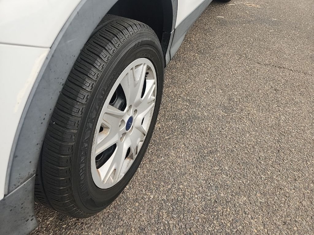 Used 2014 White Ford S image 15