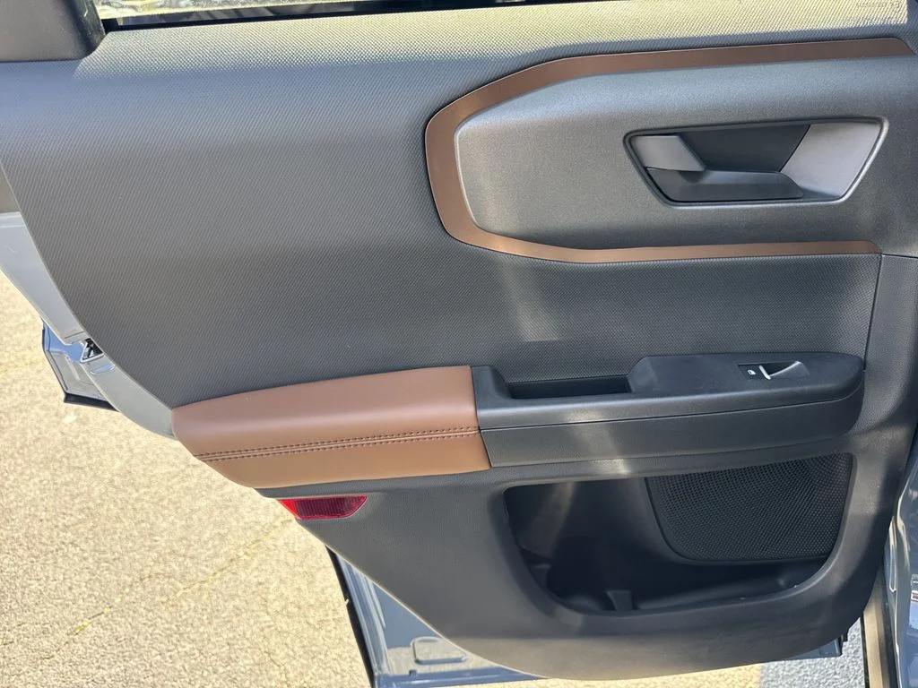 New 2026 Azure Gray Metallic Tri-Coat Ford Outer Banks® image 21