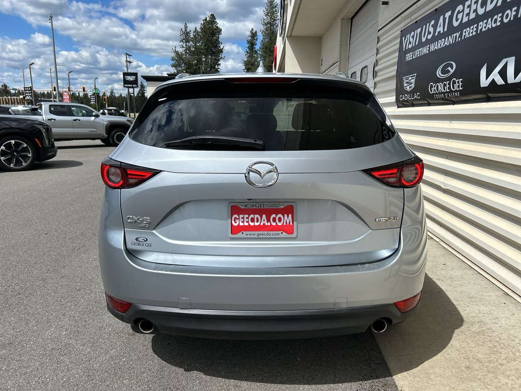 Used 2021 Sonic Silver Metallic Mazda Grand Touring image 5