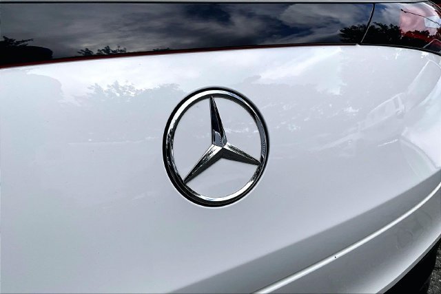 Certified Used 2024 White Mercedes-Benz GLC 300 Coupe image 28
