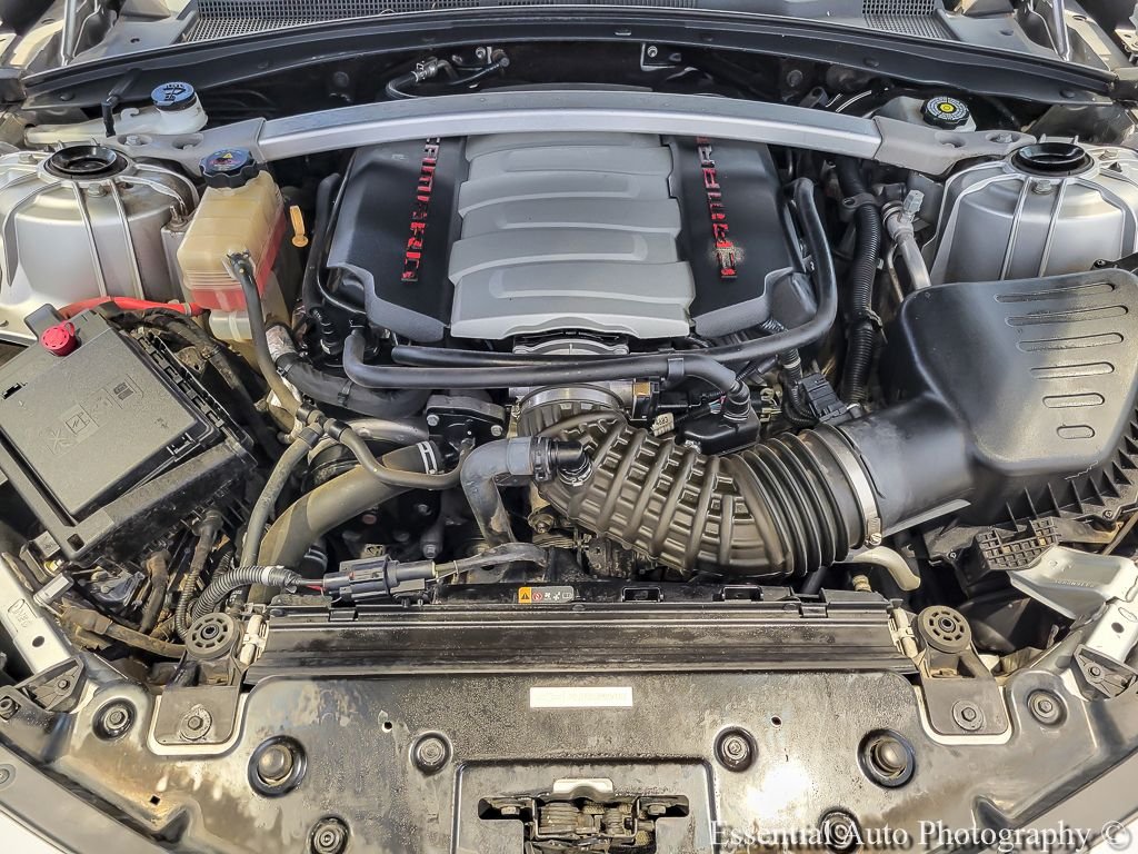 Used 2017 Silver Ice Metallic Chevrolet SS image 17
