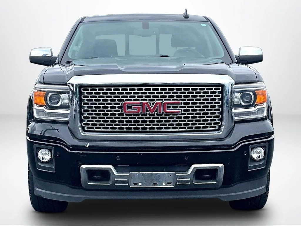 Used 2015 Black GMC Denali image 3