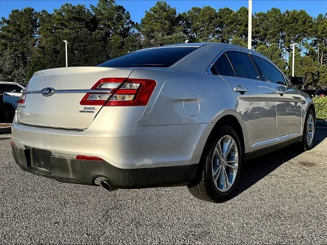 Used 2013 Silver Ford SEL image 4