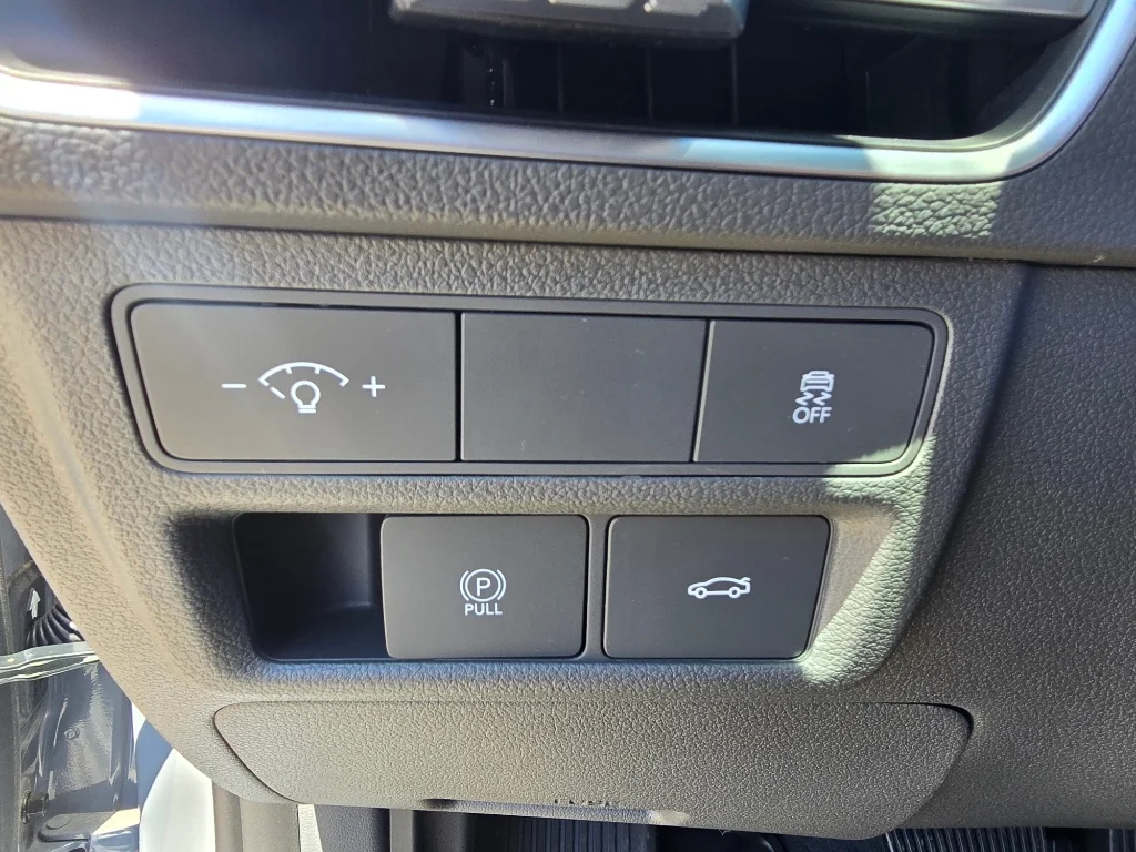 Used 2026 Transmission Blue Hyundai SEL Sport image 18