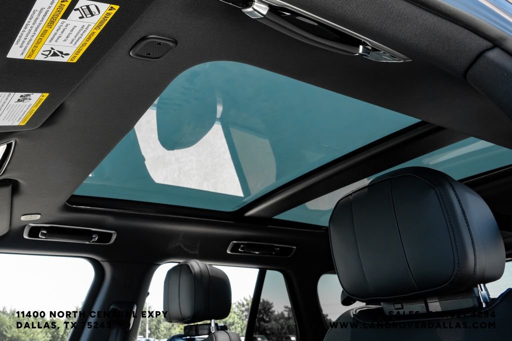 New 2026 Charente Grey Prem Met Land Rover SE image 21