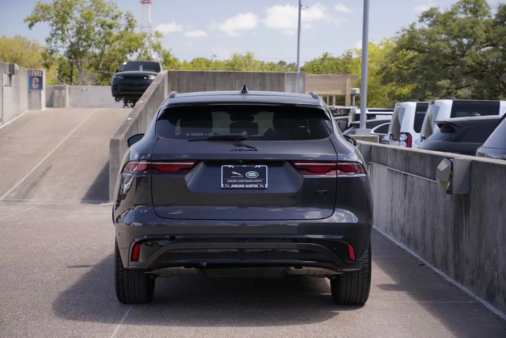 2026 Jaguar F-Pace R-Dynamic S - Photo 7