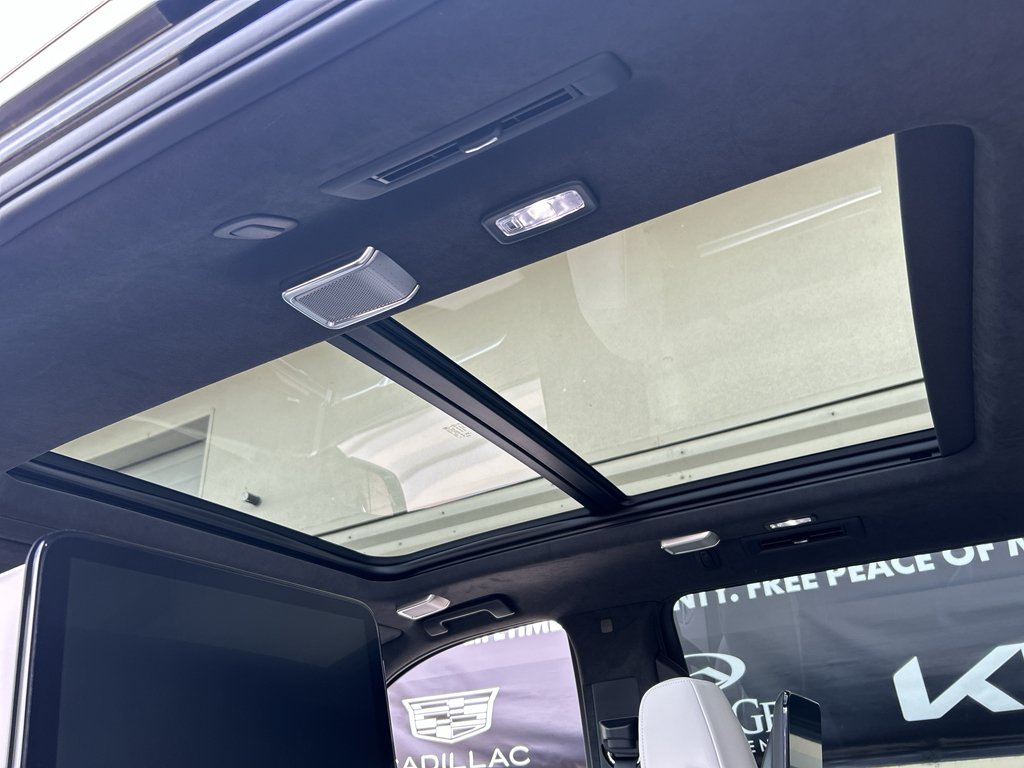 2026 Cadillac Escalade ESV Platinum Sport - Photo 16