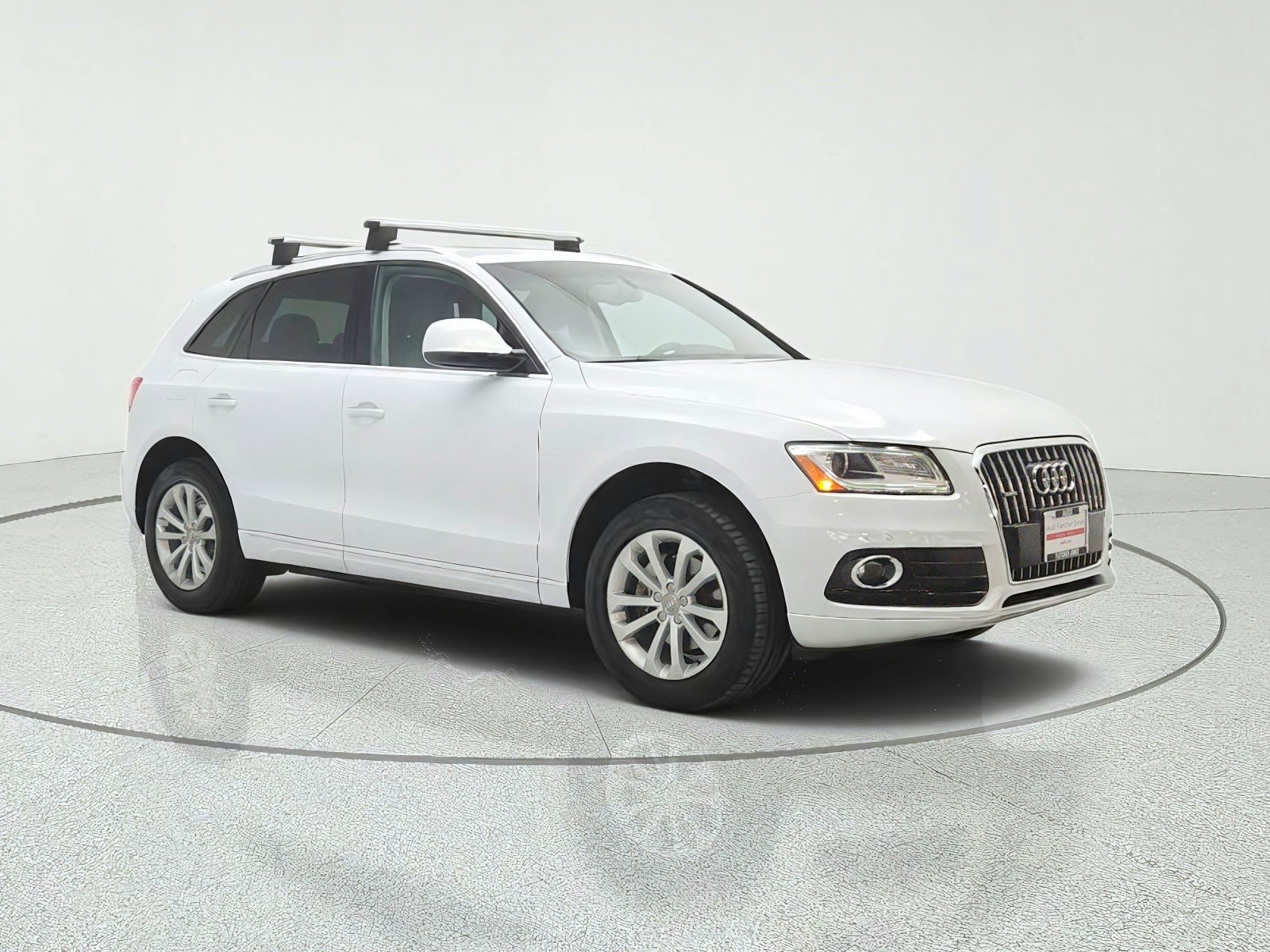Used 2016 Glacier White Metallic Audi quattro 4dr 2.0T Premium Plus image 3