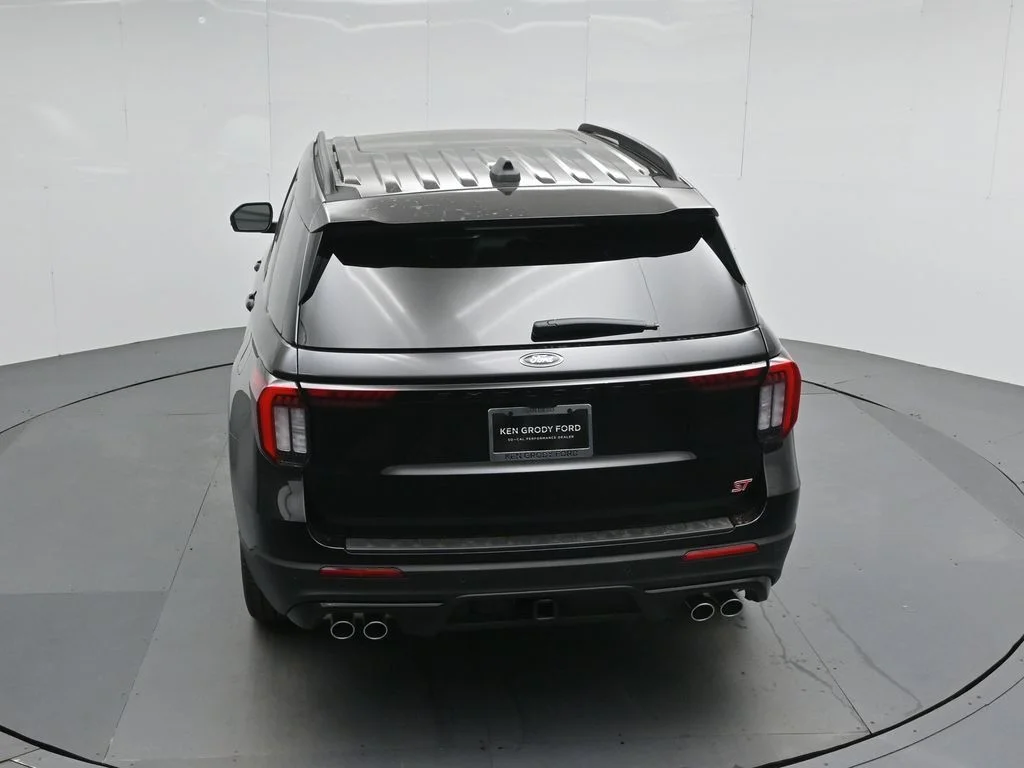 New 2026 Agate Black Metallic Ford ST image 44