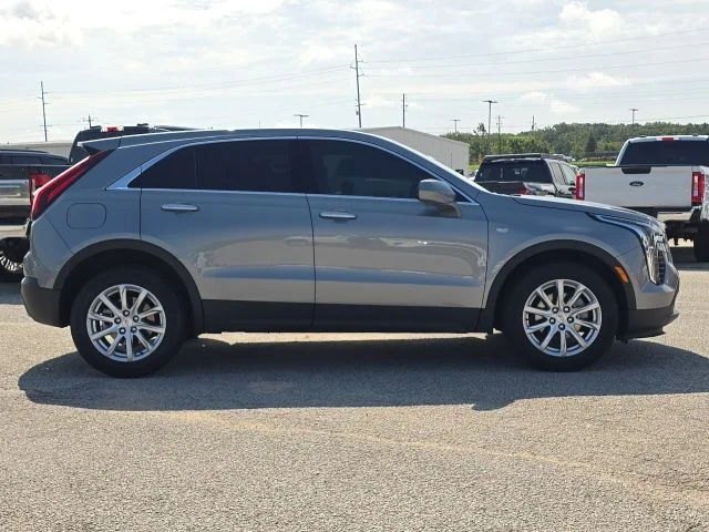 Used 2023 Silver Cadillac Luxury image 6