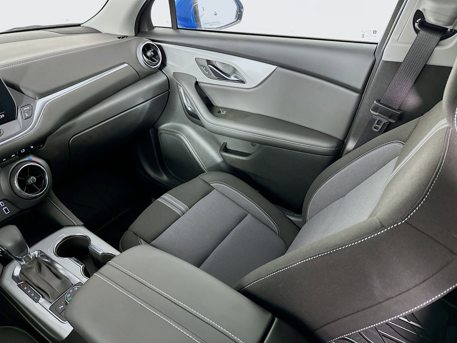 2025 Chevrolet Blazer 2LT - Photo 24