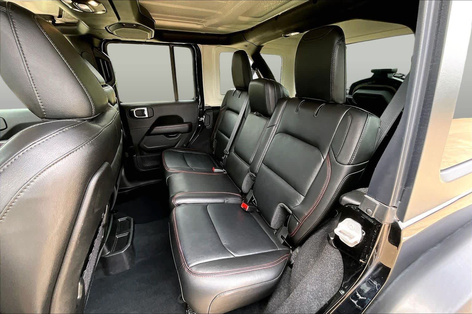 Used 2022 Black Clearcoat Jeep Unlimited Rubicon image 20