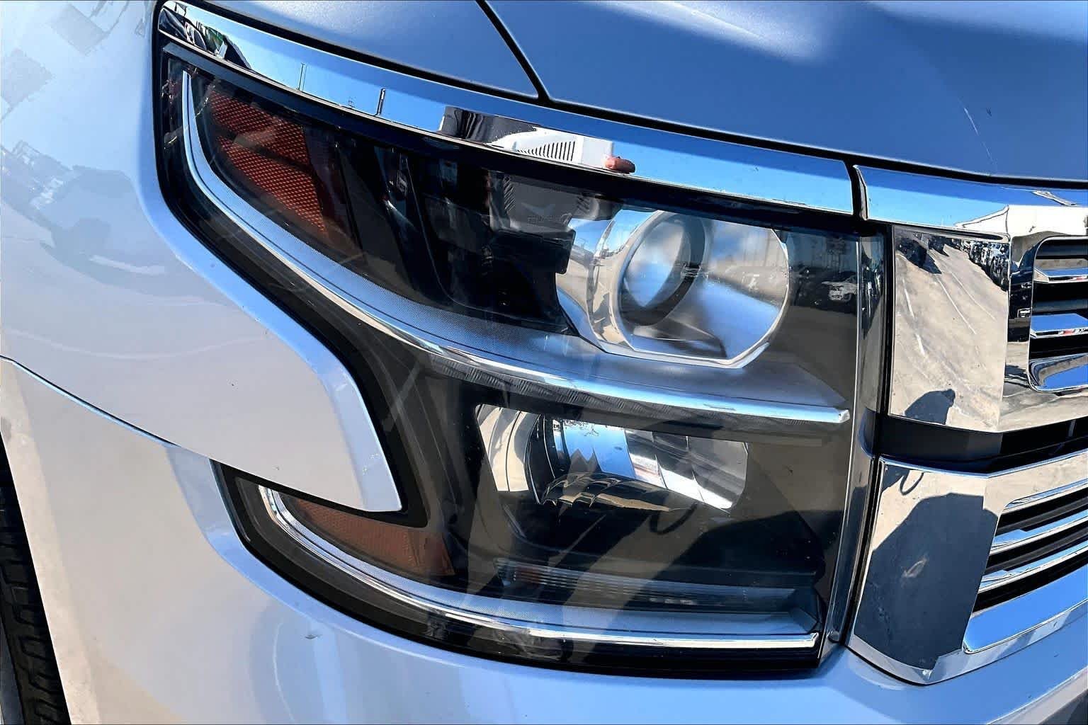 Used 2016 Silver Ice Metallic Chevrolet LTZ image 28