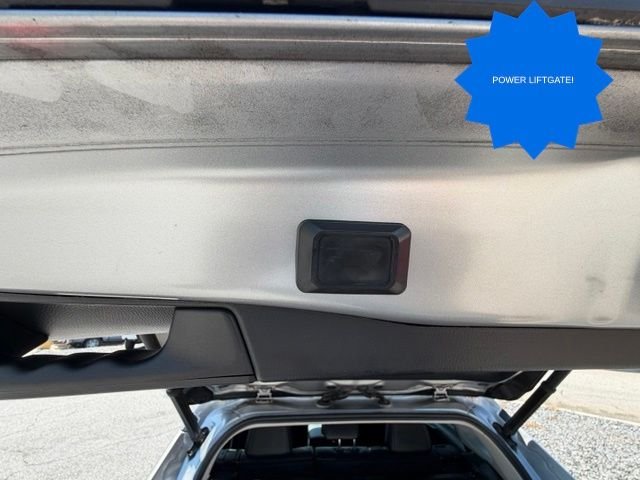 Certified Used 2020 Silver Sky Metallic Toyota XLE Premium image 28