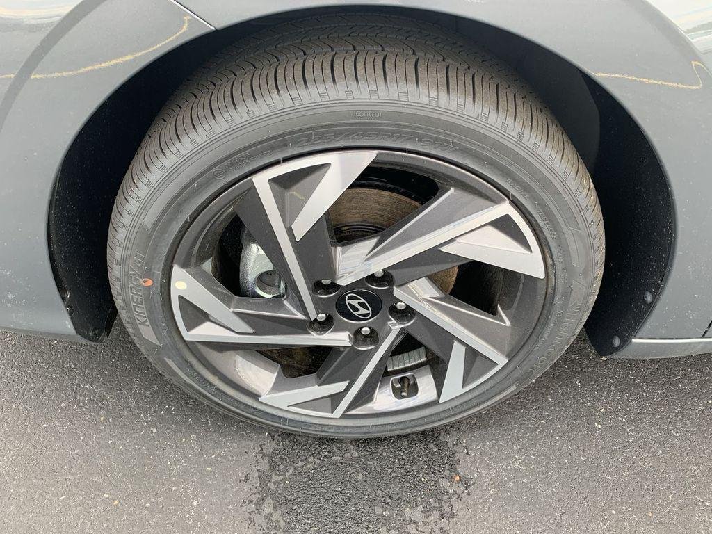 2025 Hyundai Elantra Blue - Photo 10