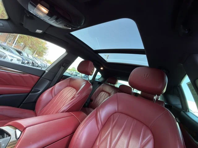 Used 2019 White Maserati S GranLusso image 28