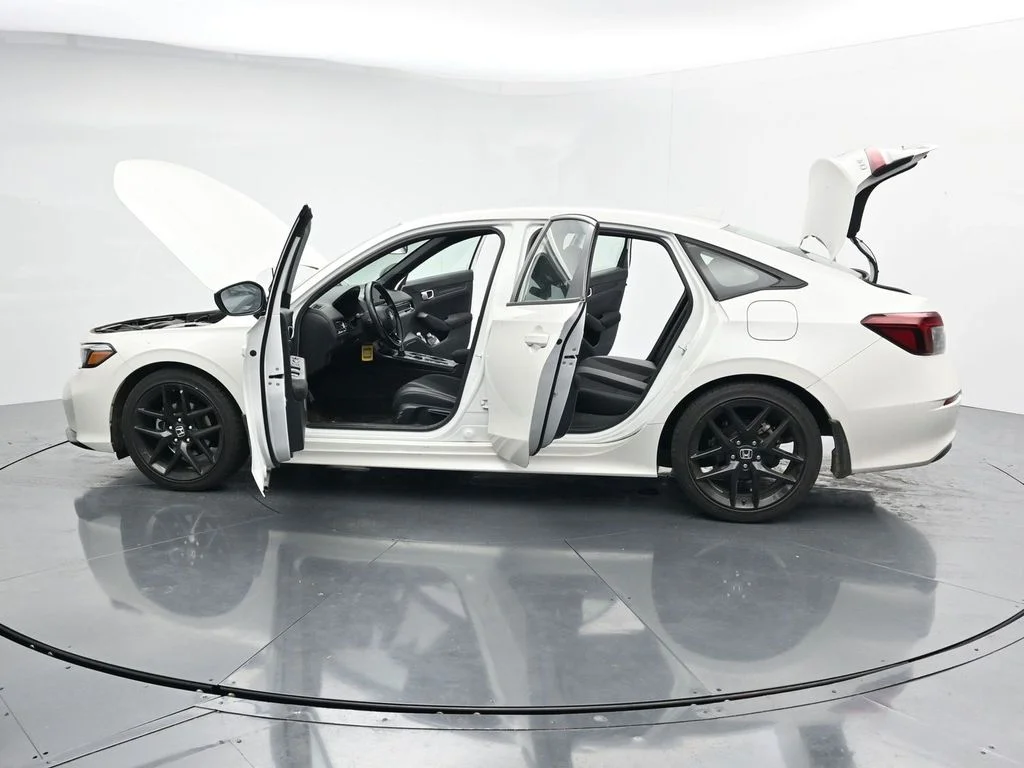 Used 2025 White Honda Sport image 27