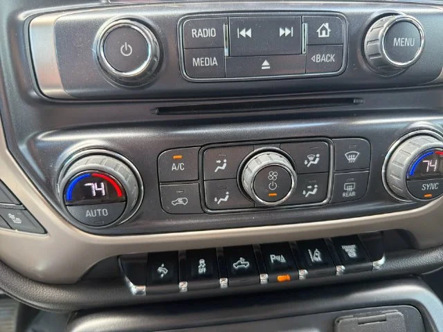 Used 2019 Black GMC Denali image 22
