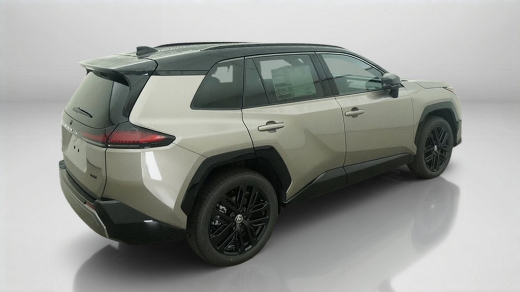 New 2026 Meteor Shower with Midnight Black Metallic roof Toyota XSE image 9