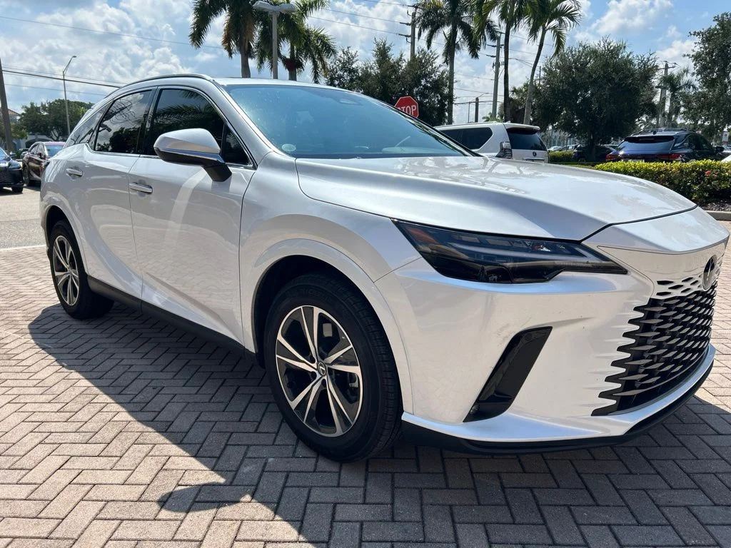 Certified Used 2024 White Lexus 350h Premium image 1